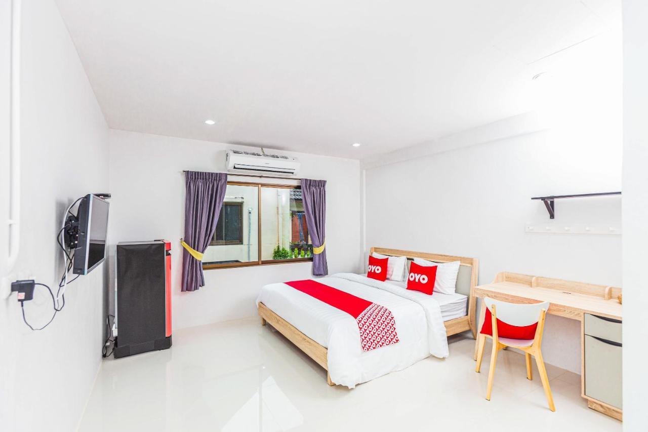 Oyo 435 Frame Residence Phuket Exterior foto